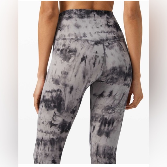 Lululemon Align - Cropped - Tie Dye - Picture 2 of 5